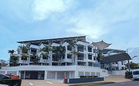 Beach And Breeze
